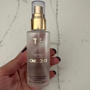 Tom Ford Hyaluronic Energizing Mist - Gold and Silver